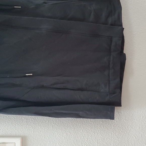 Lululemon Coast Easy Wrap Black Asymmetrical Hoodie - Picture 5 of 11